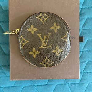 Louis Vuitton Round Coin Purse